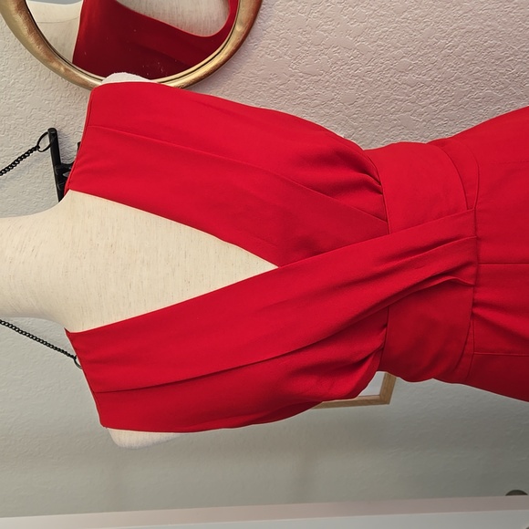 CLUB MONACO Tie Back V-Neck Jumpsuit in Tomato Red, Size 8 (NWT) - Picture 13 of 13